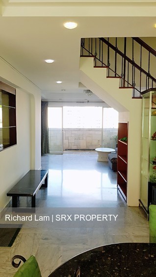 Blk 322A Jurong East Street 31 (Jurong East), HDB Executive #174858662